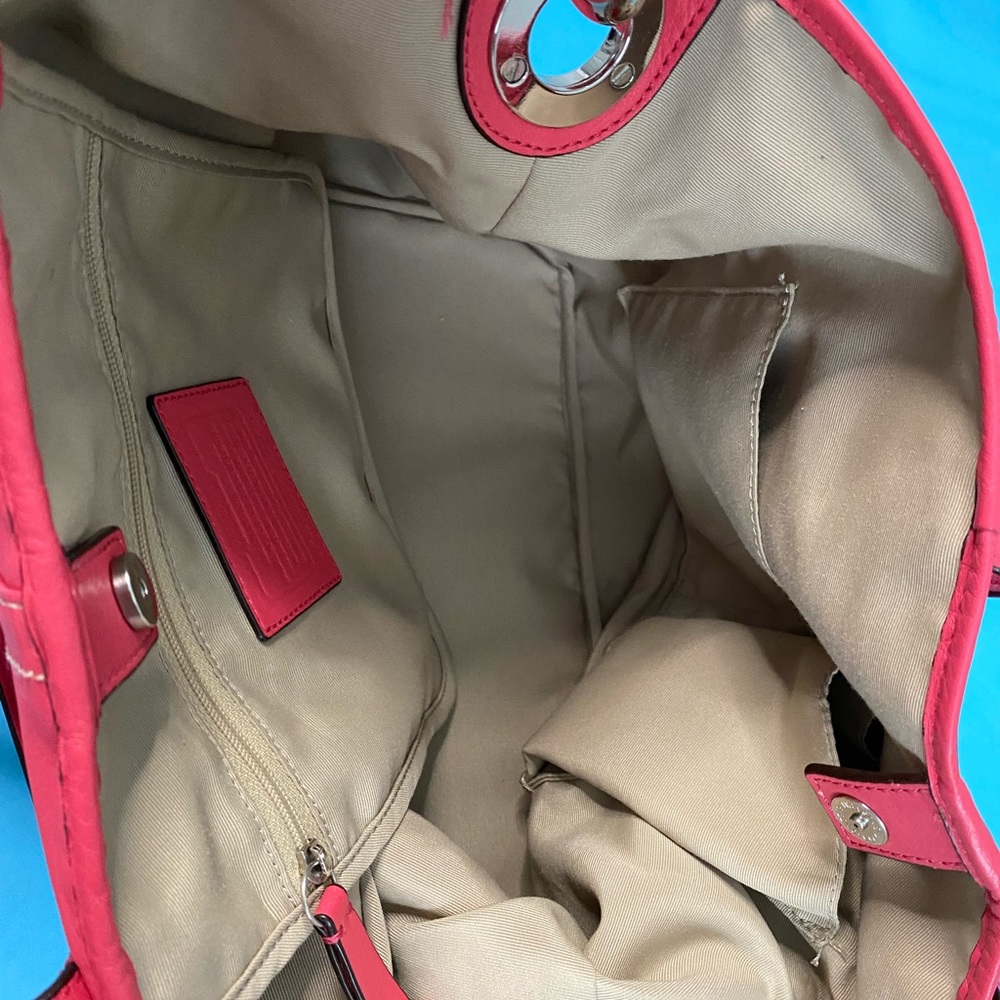 Coach leather purse, coral color. - Picture 5 of 7